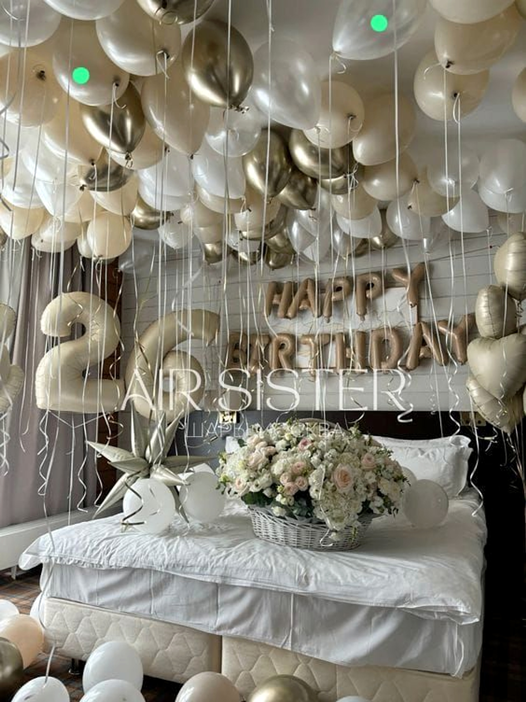 Luxury Gold And White Adult Birthday Room Balloon Decoration - Adult Birthdays  by Happy Balloons thumbnail 2